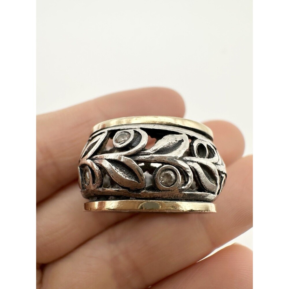 14k Gold And Sterling Spinning Flowers Design Ring Size 8 - Missing Two Stones